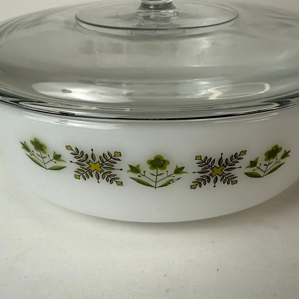 Fire-King‎ Meadow Green Milk Glass Casserole Dish with Lid 2 Qt 438